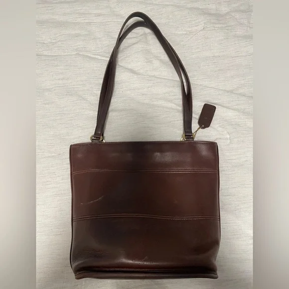 VINTAGE COACH TRIBECA SHOULDER BAG IN MAHOGANY - Picture 1 of 16